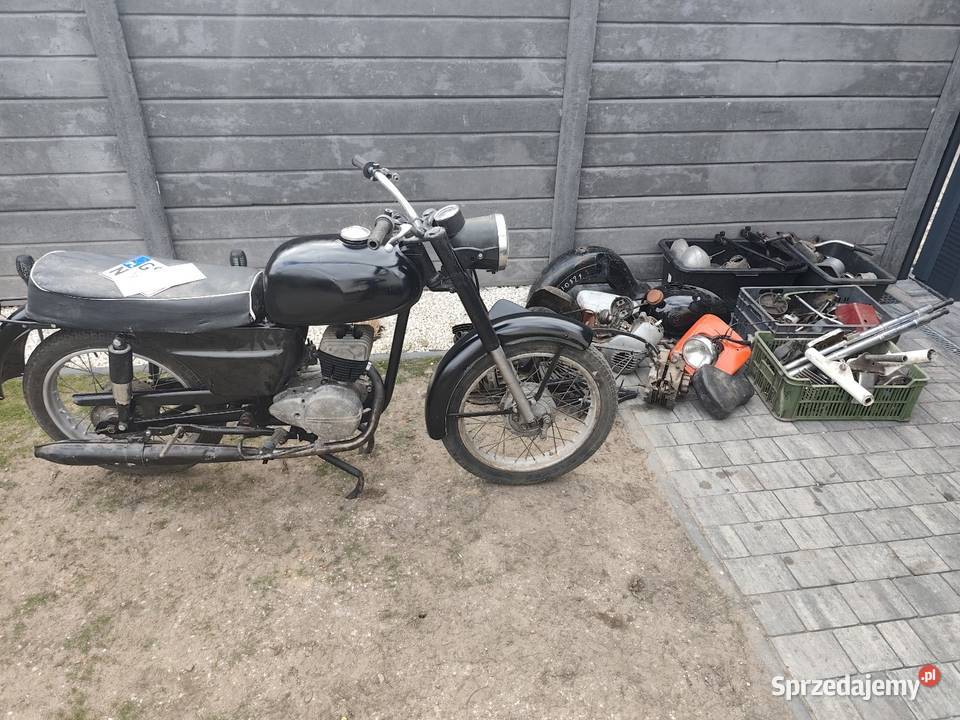 Wsk 125 zarejestrowana dużo części 22225km Nekla