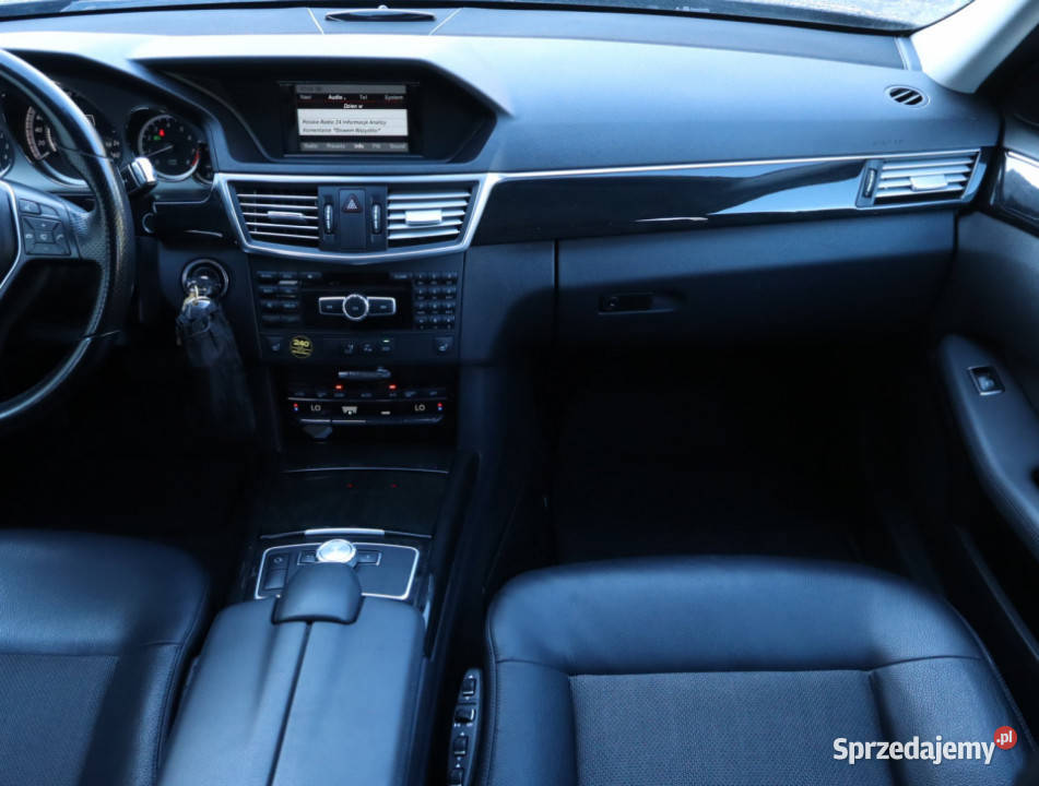 Mercedes E E 200 135KM Klasa E Piaseczno