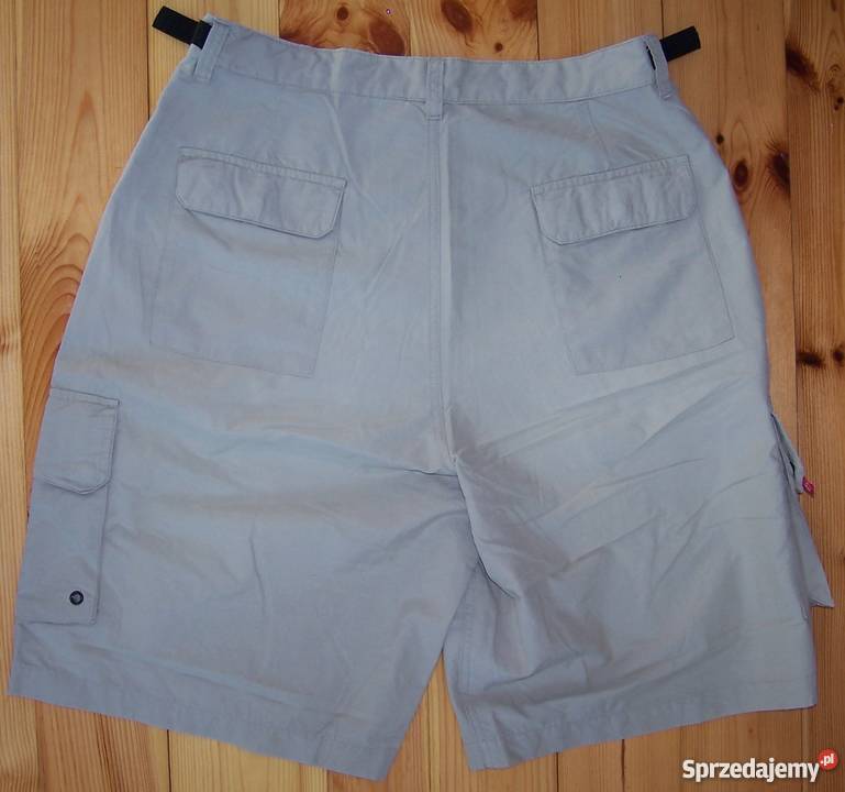 Krótkie spodenki szorty Es z USA sprzedam