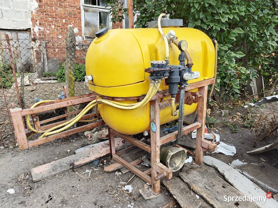 Opryskiwacz PPUH DEMAROLZIELONKI zawieszany 300 świętokrzyskie Skotniki Małe