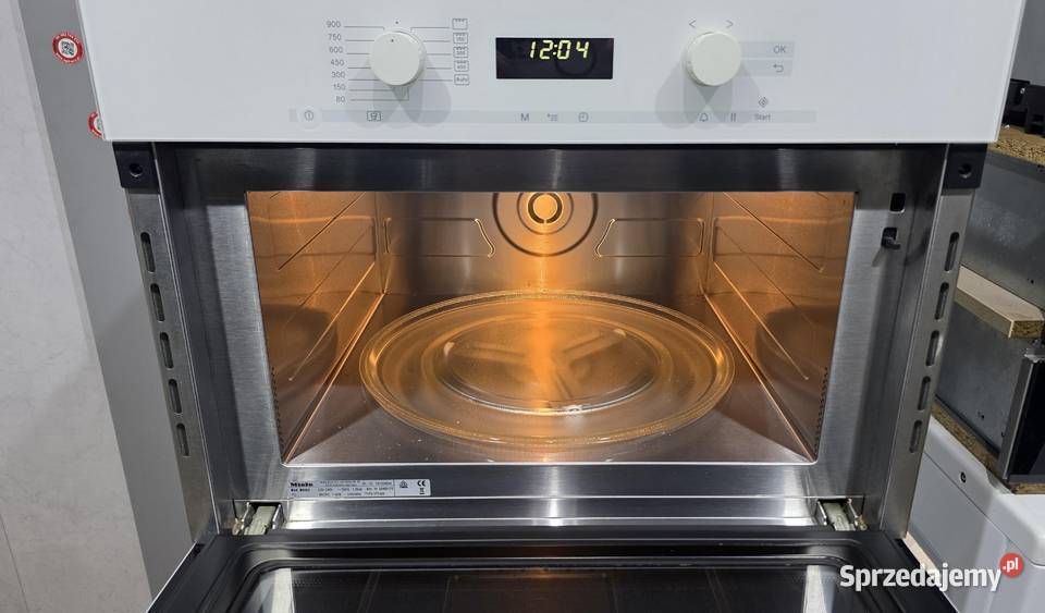 Biały Zestaw Miele Mikrofala M 6262 Piekarnik