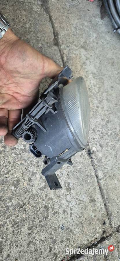 halogen lewy 8e0941699c audi a4b7ramkakploryg łódzkie Bełchatów sprzedam