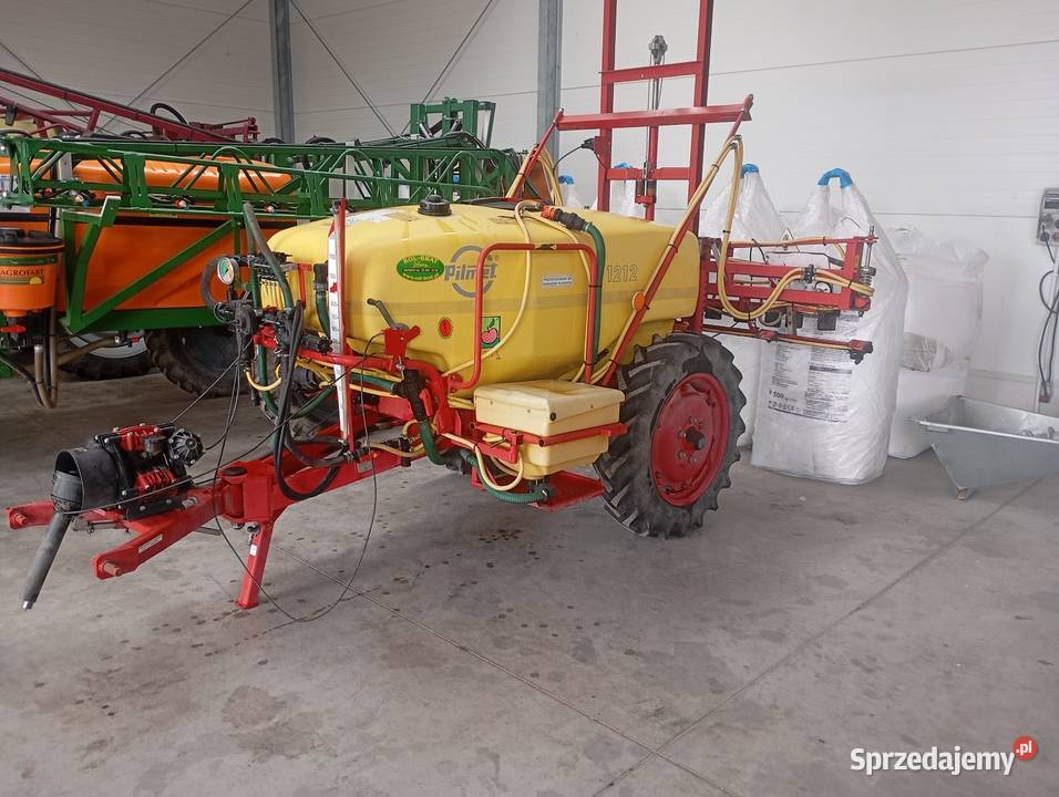Opryskiwacz ciągany Pilmet 1212 nie Krukowiak Krukowiak sprzedam