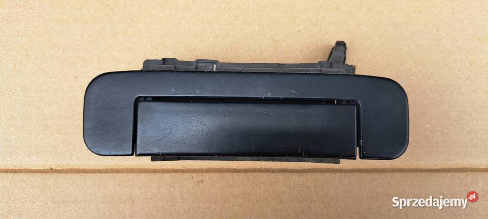 Klamka zewnętrzna tylna lewa 4A0839205D Audi 80 Luzino sprzedam