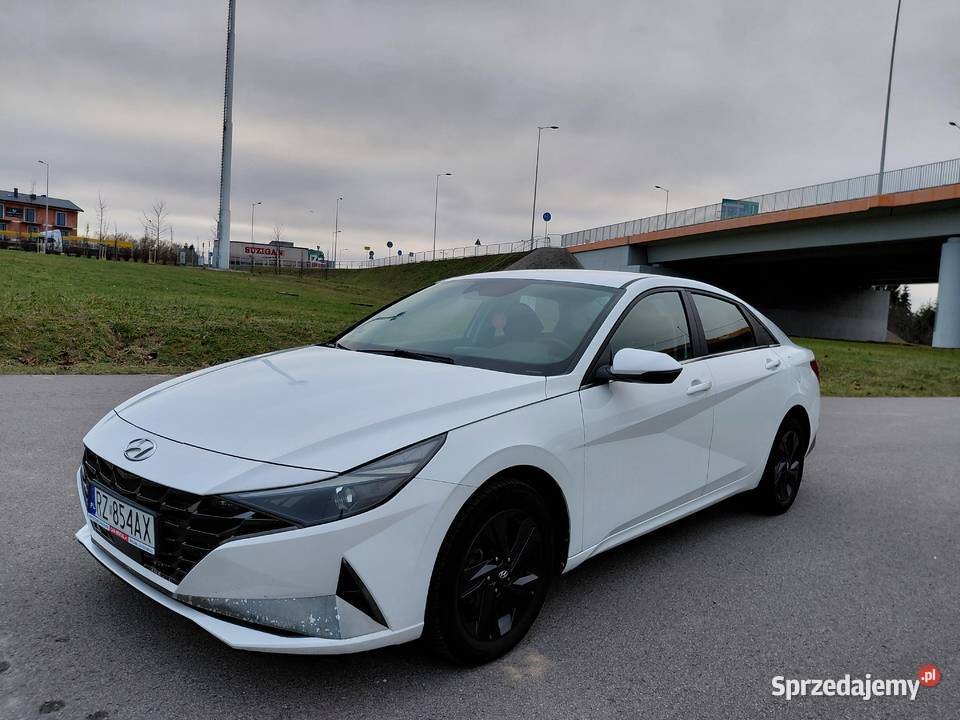 Hyundai Elantra Hyundai Elantra 15 123 Świetny Rzeszów