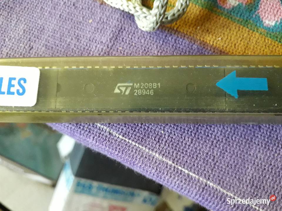 Układy scalone pamięci chipy Epromy literatura Warszawa