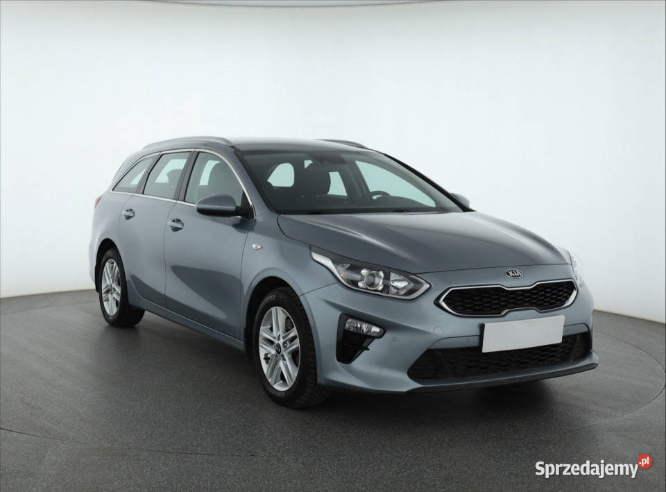 Kia Ceed 16 CRDi MHEV relingi dachowe Piaseczno