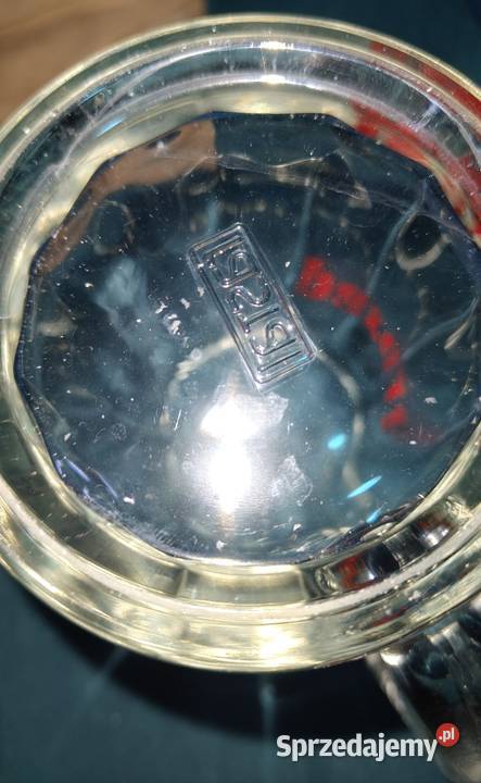 sprzedam kufle cale z nazwą przezroczysty Sosnowiec