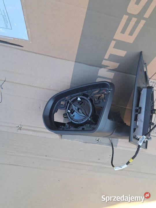 Lusterko lewe Mercedes W247 A247 A2478100138 7