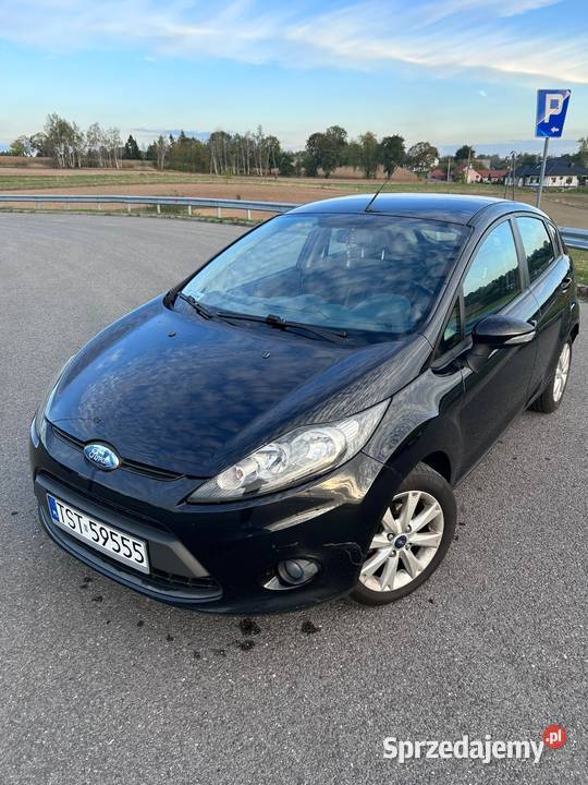 Zadbany Ford Fiesta MK7 2009 125 l benzyna 82 benzyna Fiesta Ćmielów