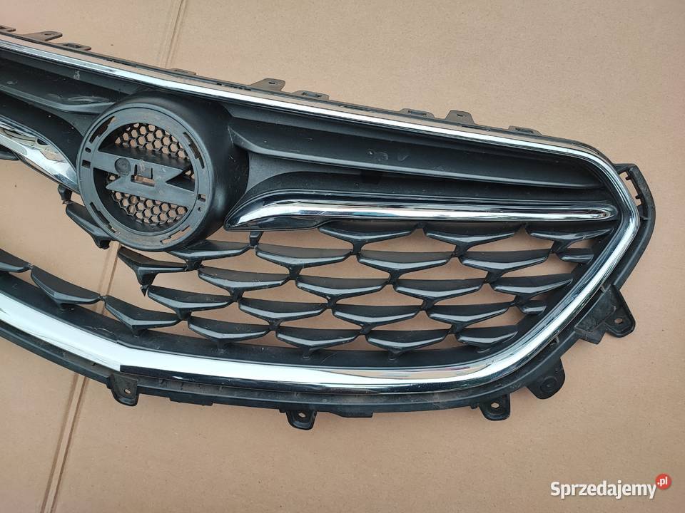 Grill Opel Mokka X lift chrom Lipno