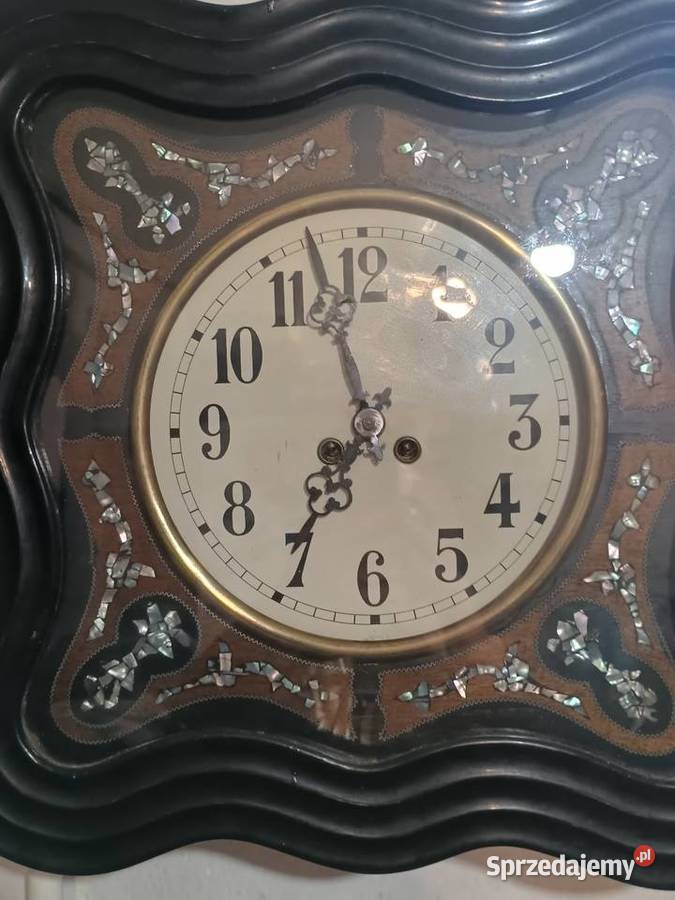 Francuski zegar bawole oko Wyposażenie wnętrz Łąka