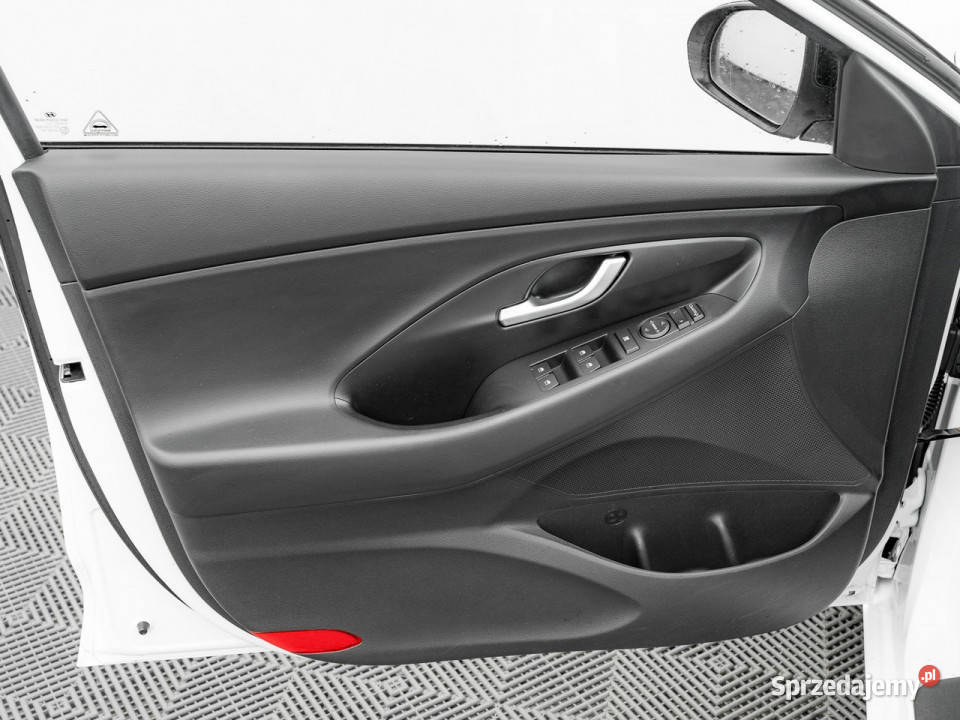 Hyundai i30 WJ9245L15 TGDI 48V Smart Podgrzf I aluminiowe felgi Pępowo sprzedam