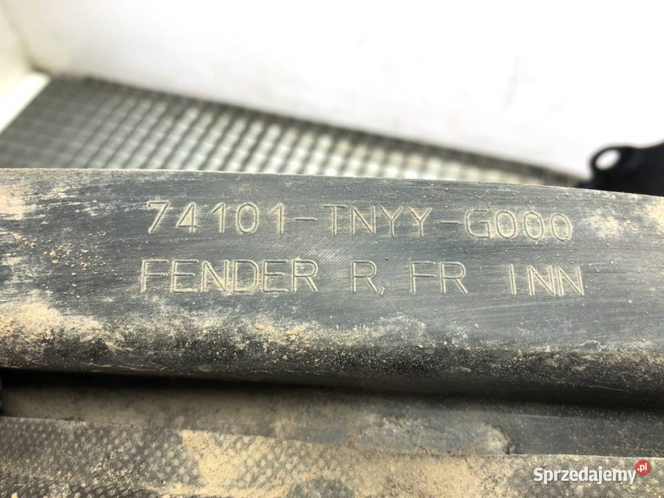 NADKOLE PRAWY PRZÓD HONDA CRV V 74101TNYYG000