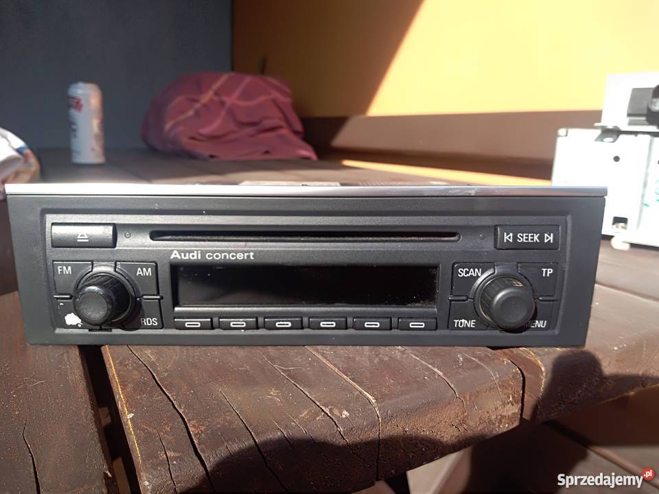 Radio CD Audi Concert 100 sprawne Audi a4 b6b7 Szczerców