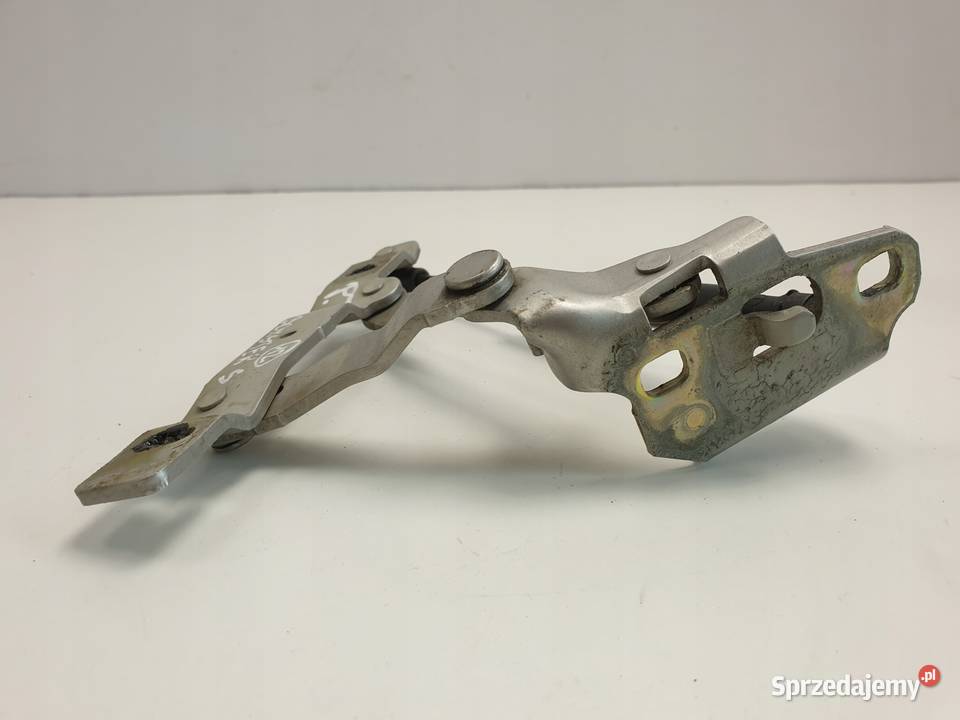 Porsche Boxster 986 ZAWIAS KLAPY prawy TYŁ osobowe Zawiasy, bolce i prowadnice lubelskie Rudka