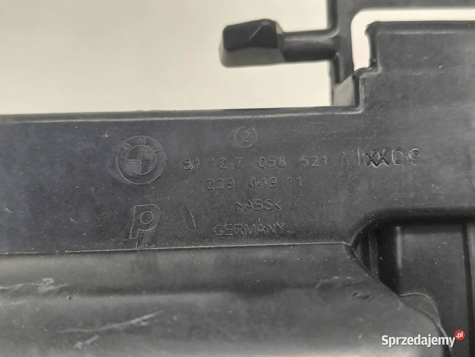 SLIZG SRODKOWY ZDERZAKA TYŁ BMW 1 E87 E81 LIFT