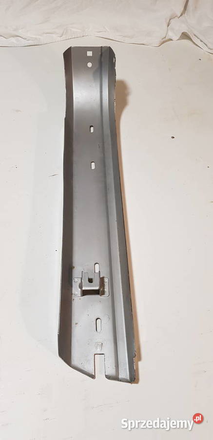 Narożnik zderzaka BMW E30 LEWY TYŁ CHROM nieuszkodzony sprzedam