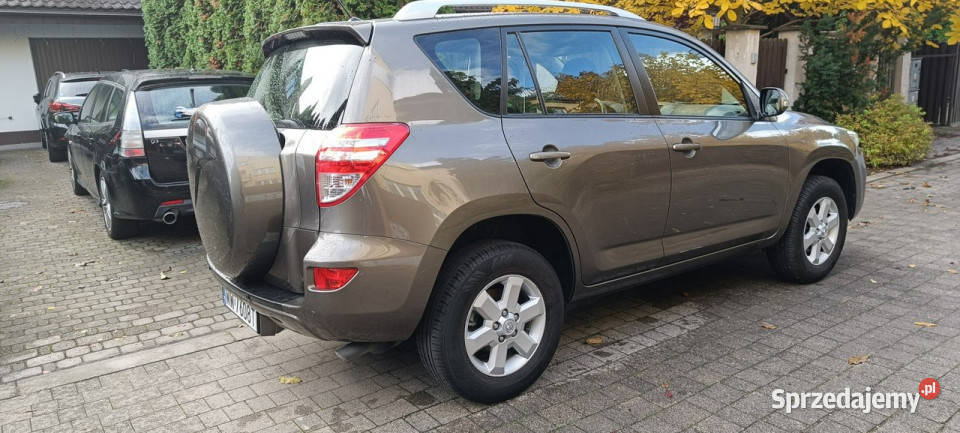 Toyota RAV4 20 I właściciel mały przebieg ESP sprzedam