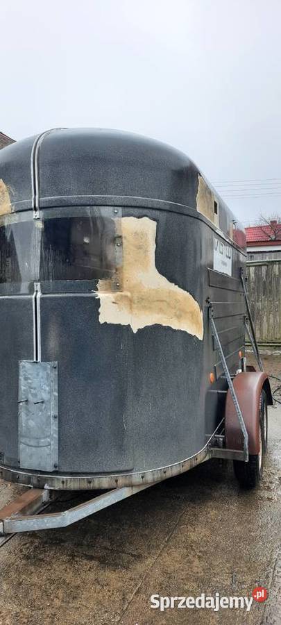 Przyczepa do przewozu koni Czerwona Woda