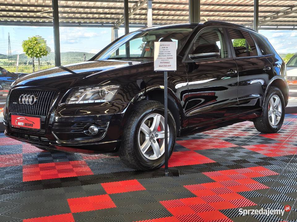 AUDI Q5 QUATRO 4x4 AUTOMAT 20 Benzyna Zadbana światła do jazdy dziennej Zarszyn
