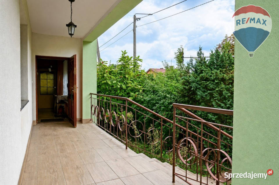 Dom 226m2 Żyrardów 4 niezależne kondygnacje