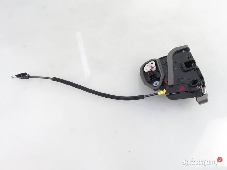 ZAMEK PRAWY TYLNY OPEL ASTRA V K 915C303907218S