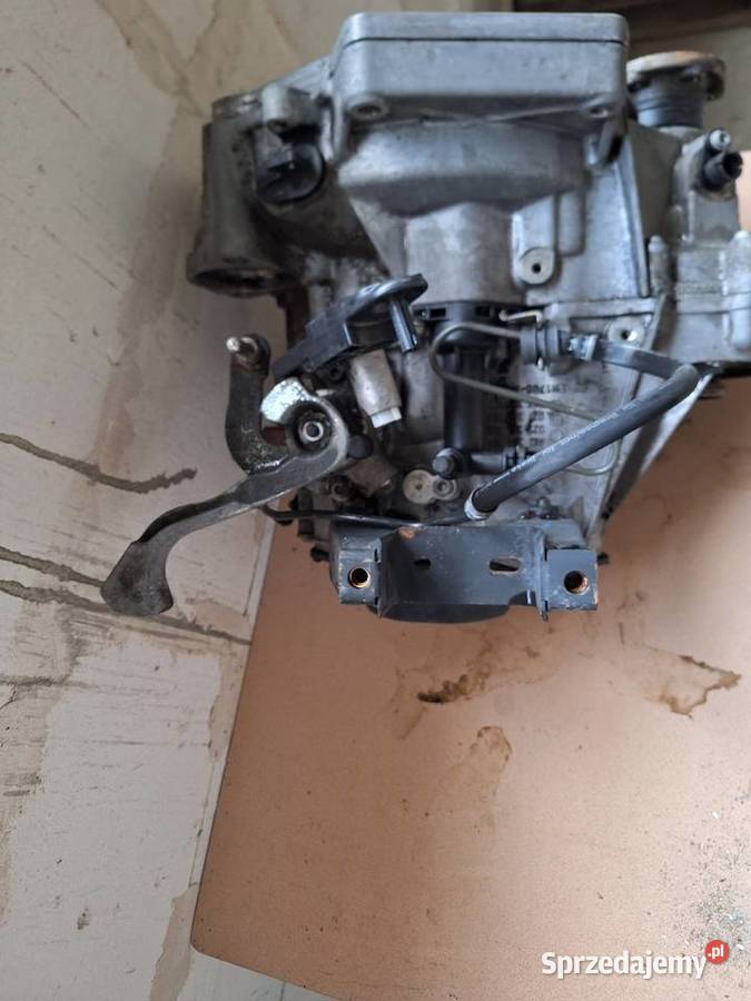 Sprzedam skrzynie biegów Volkswagen Polo N9 Skrzyni biegów Starogard Gdański sprzedam