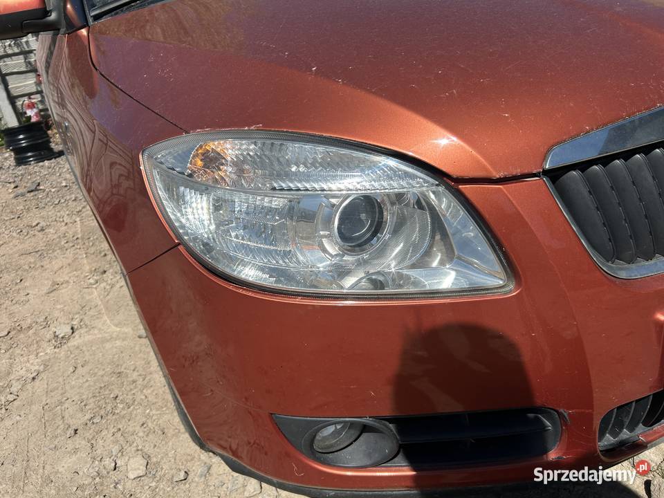 Lampa lampy przednie lewa prawa Skoda Fabia II osobowe świętokrzyskie sprzedam