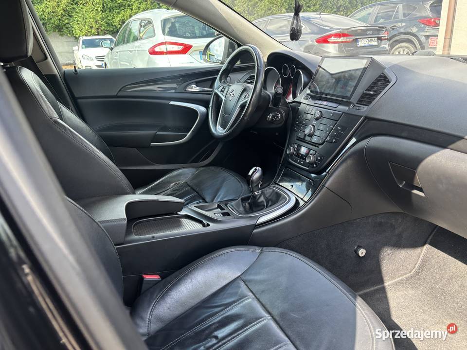 Opel Insignia z 2009r nawigacja Paniówki sprzedam