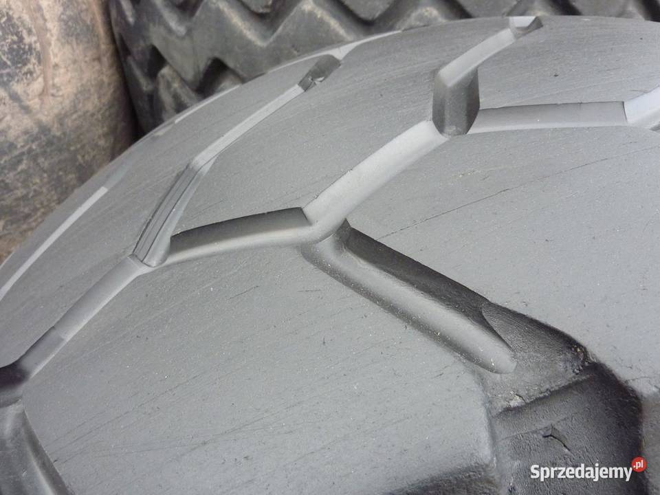 Opona używana przemysłowa 235R25 BRIDGESTONE VJT Zaścianki