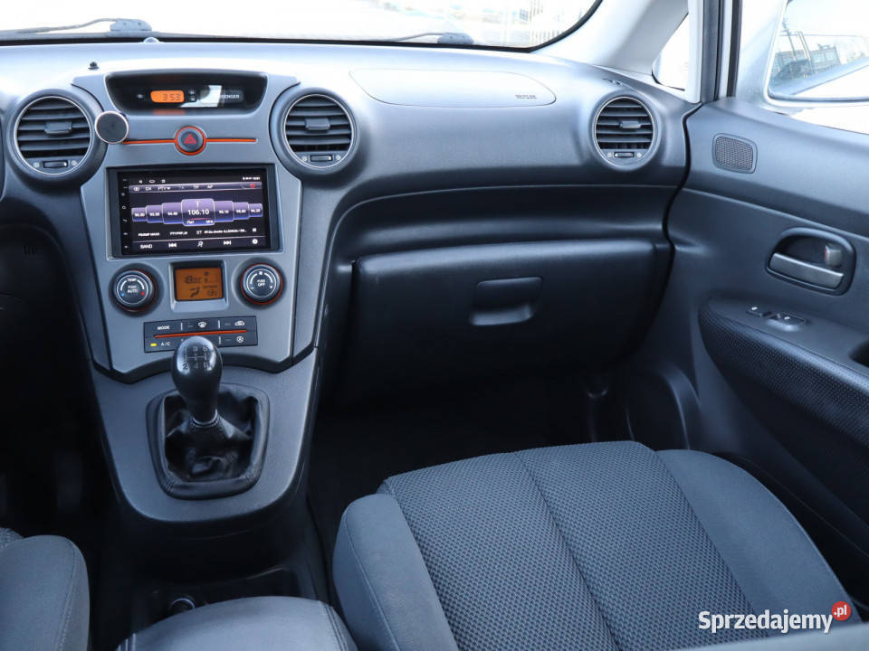 Kia Carens 20 16V srebrny Piaseczno