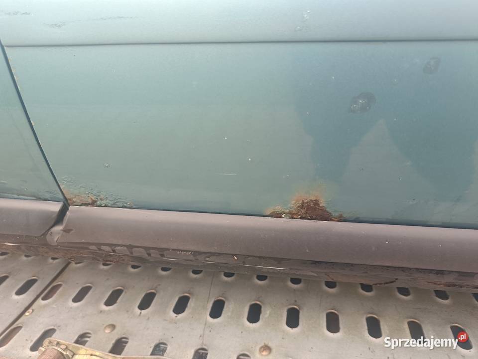 Drzwi Gołe Przód Prawy LX6V Audi A4 B5 FL a39 Drzwi Myszków sprzedam