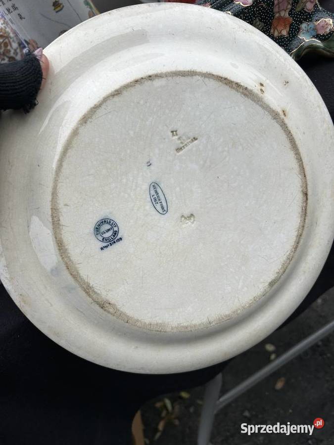 Stary sygnowany talerz XIXwieczny