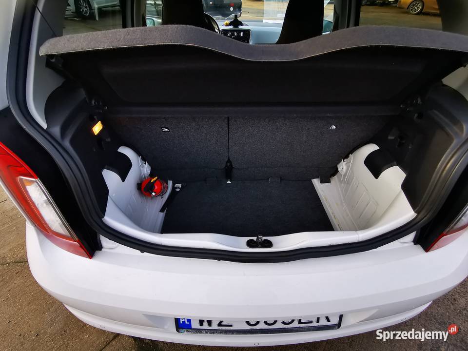 10 benzyna 60 SALON 1 WŁAŚCICIEL Serwisowany 1000cm3 Warszawa