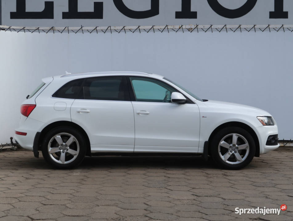 Audi Q5 32 FSI Rok produkcji 2010 Łódź sprzedam