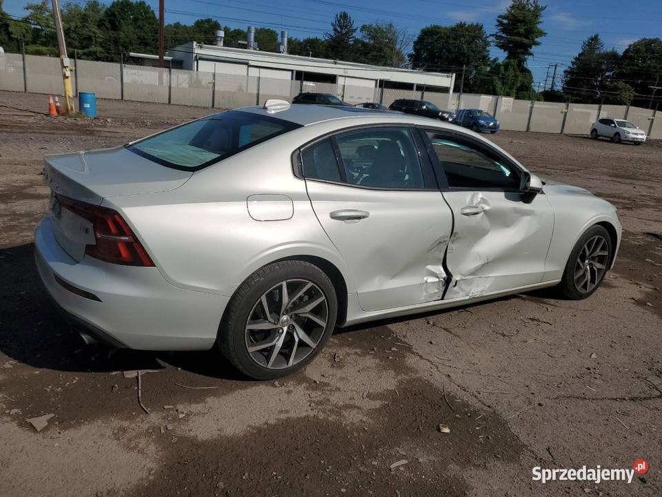2019 VOLVO S60 T6 MOMENTUM