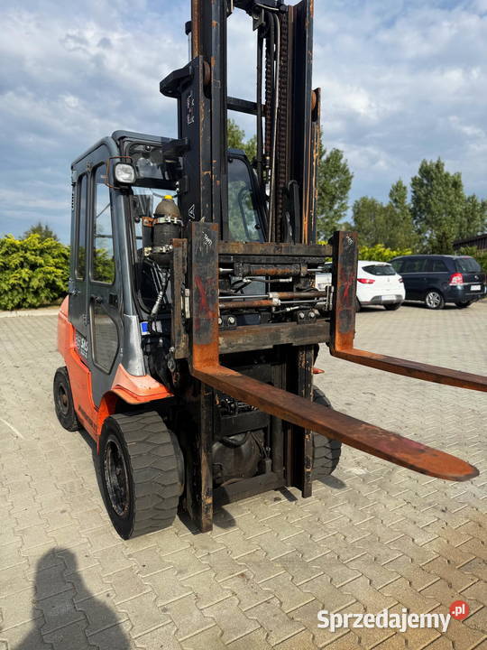 wózek widłowy TOYOTA 7FDJF35 diesel 3500 kabina Wózki widłowe Działoszyn