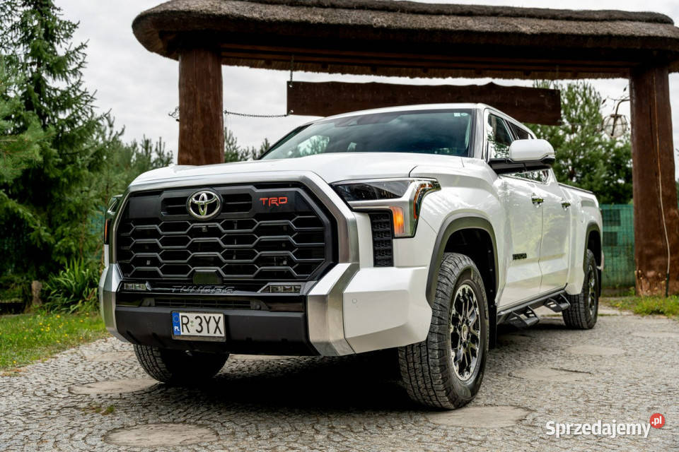 Toyota Tundra II Crewmax Platinum TRD 35 V6 389 Ropczyce