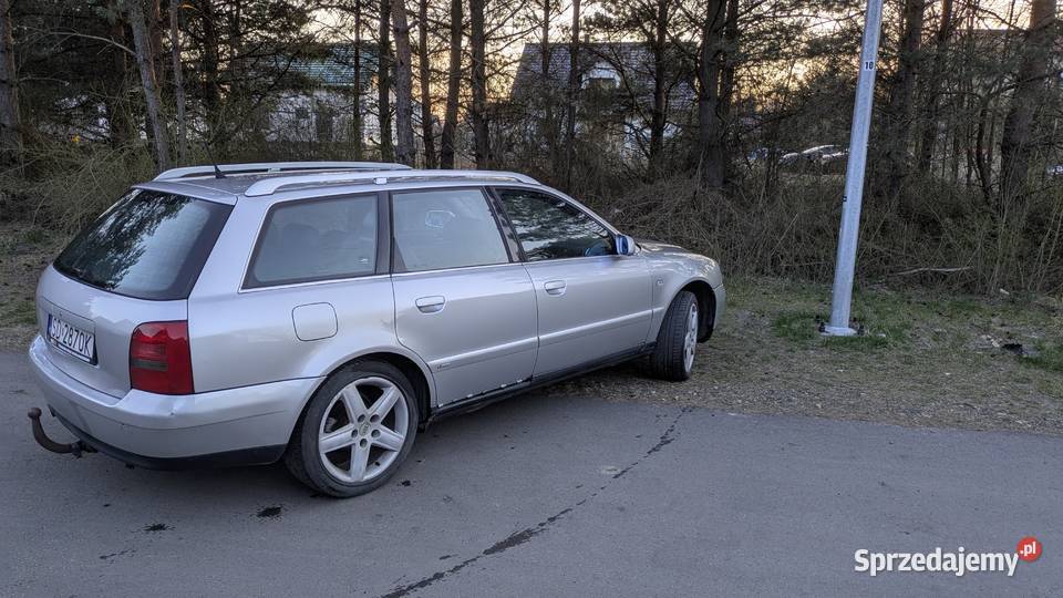 audi A4 b5 Avant 2000r 18 pb 125 przebieg 322 Zarejestrowany w Polsce sprzedam