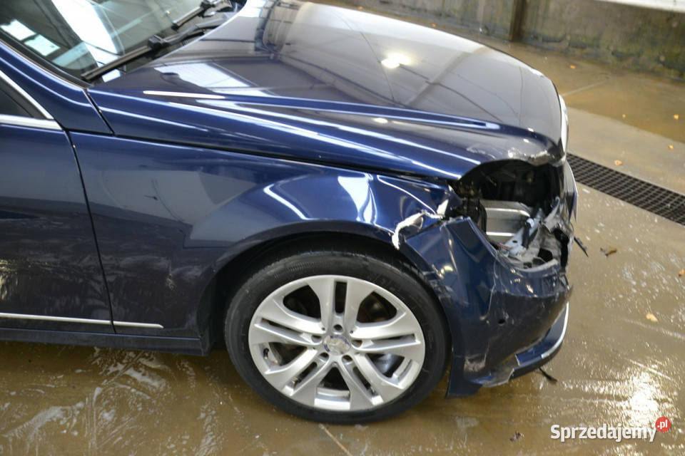 Mercedes C 200 avantgarde 22 cdi 136 xenon ledy Kęty