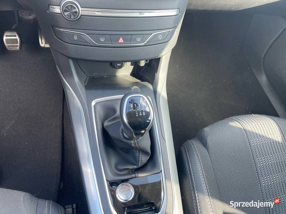 PEUGEOT 308 II 15 BlueHDi 130 Allure Pack GH628