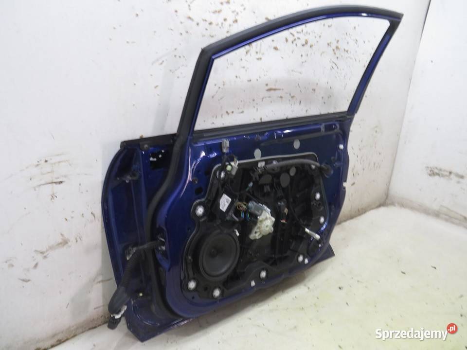 DRZWI PRAWY PRZÓD 2H FORD FIESTA MK8 osobowe lubelskie