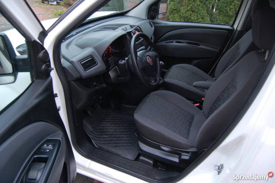 Fiat Doblo bialy nieuszkodzony Zawiercie