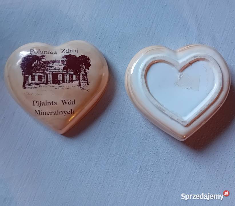 Porcelanowe puzderko w formie serca Polanica wielkopolskie Koźminek