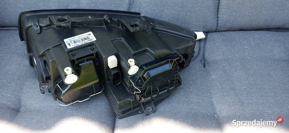 Lampa przednia Audi A4B6 Avant Olsztyn