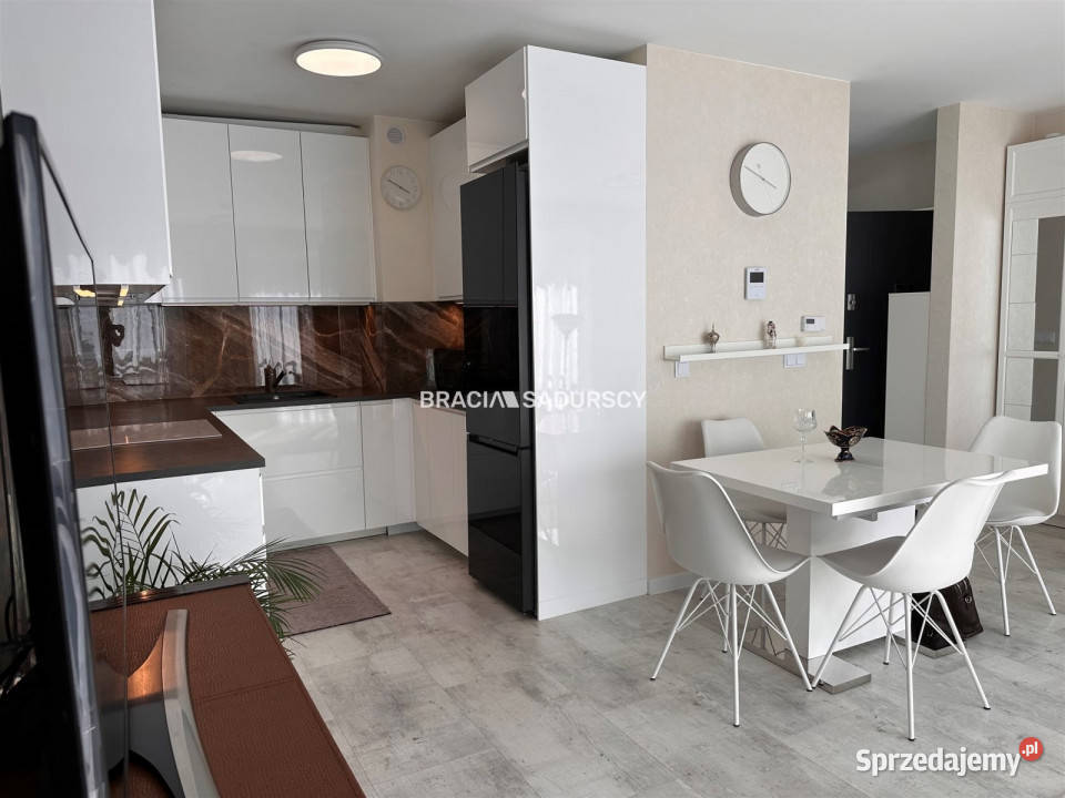Mieszkanie Kraków Piaskowa 9107m2 4 pokoje 91.07m2 sprzedam