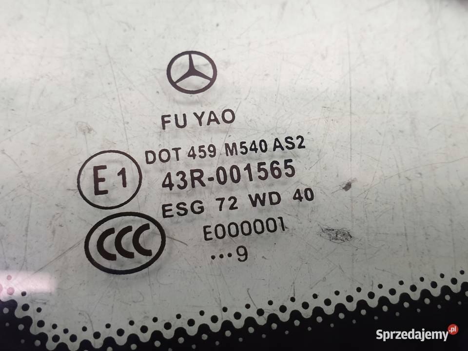 Mercedes W207 Coupe LEWA BOCZNA SZYBA Trójkąt osobowe Rudka