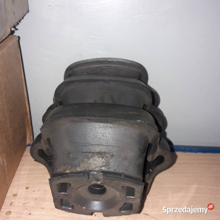 Poduszka silnika MERCEDES 1232412713 śląskie Częstochowa