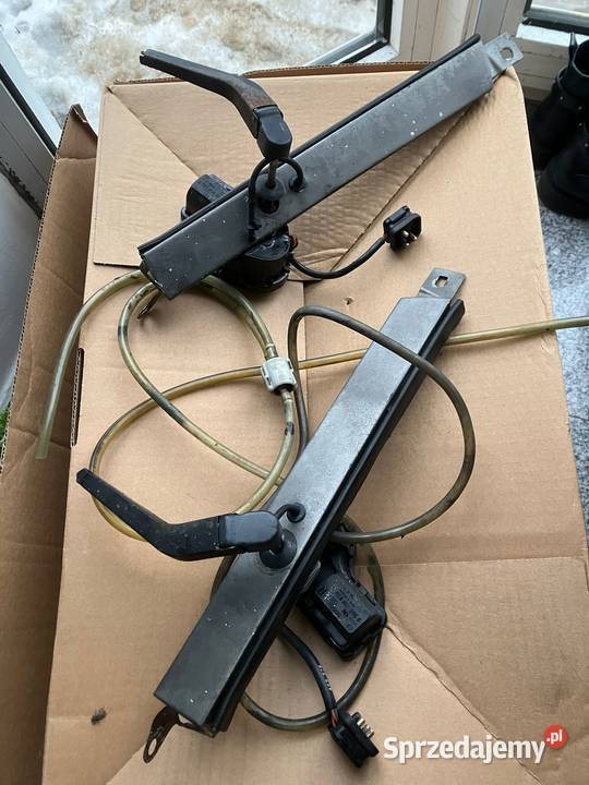 Mercedesa W124 oryginalny używany zestaw osobowe Spryskiwacze reflektorów Kraśnik sprzedam